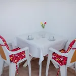 Ania 아파트 *