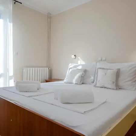 Ania Apartman