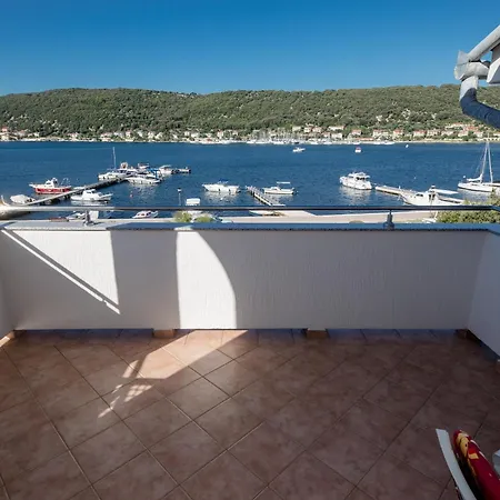 Ania Apartman