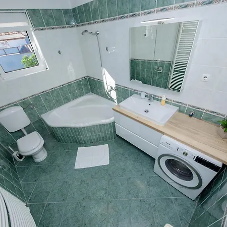 Ania Apartment